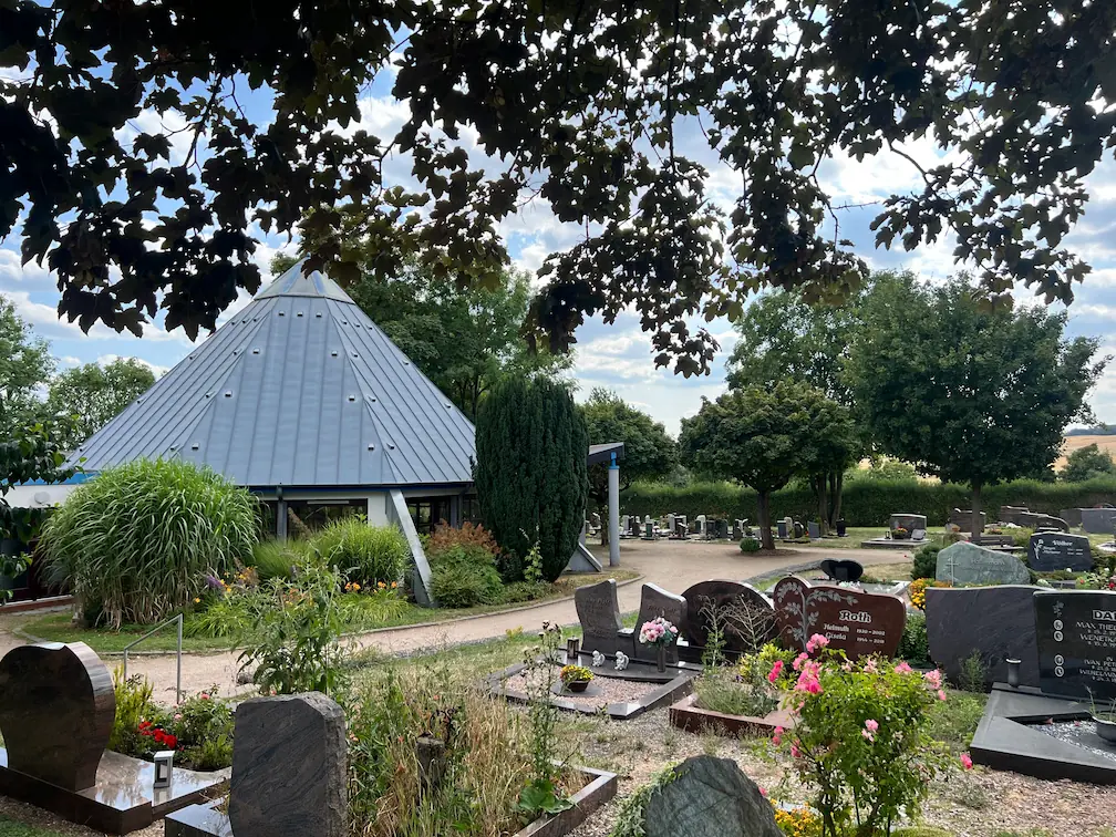 Neuer Friedhof Wachenbuchen Haupteingang Ratgeber zu Grabarten